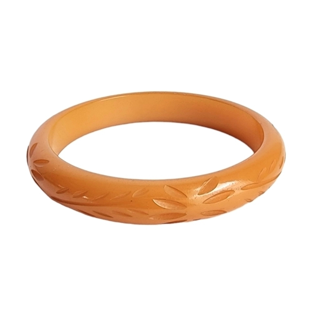 Vintage Bakelite Carved Butterscotch Bangle Bracelet Mid Century Mod 60s Retro